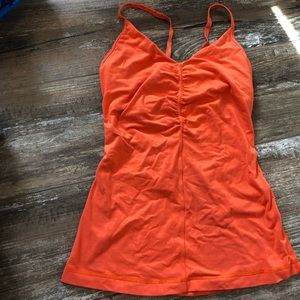 Lululemon top size 4